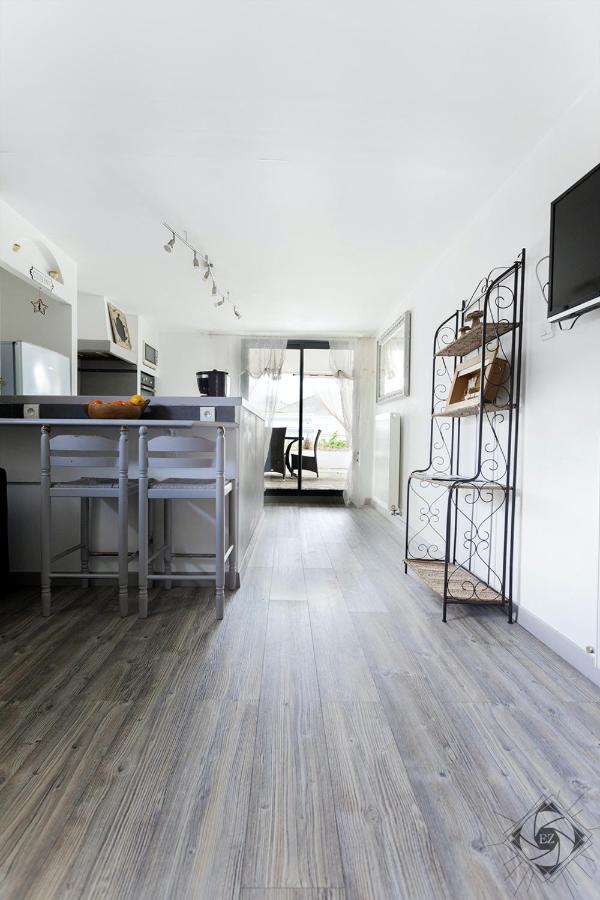 Appartement Lumineux A Voreppe Avec Piscine Buitenkant foto