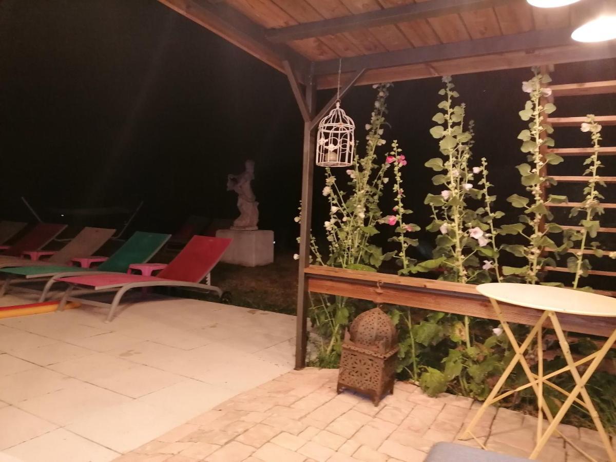 Appartement Lumineux A Voreppe Avec Piscine Buitenkant foto